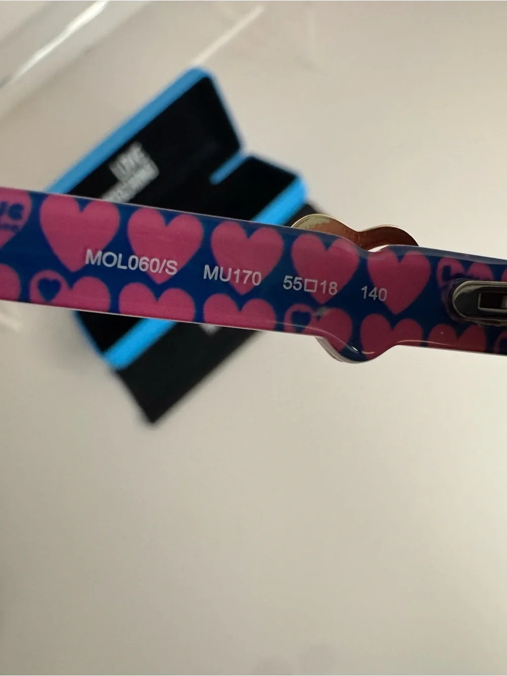 Love Moschino MOL060/S Sunglasses Fuchsia Plastic Cat Eye Frame w/ Case & Cloth